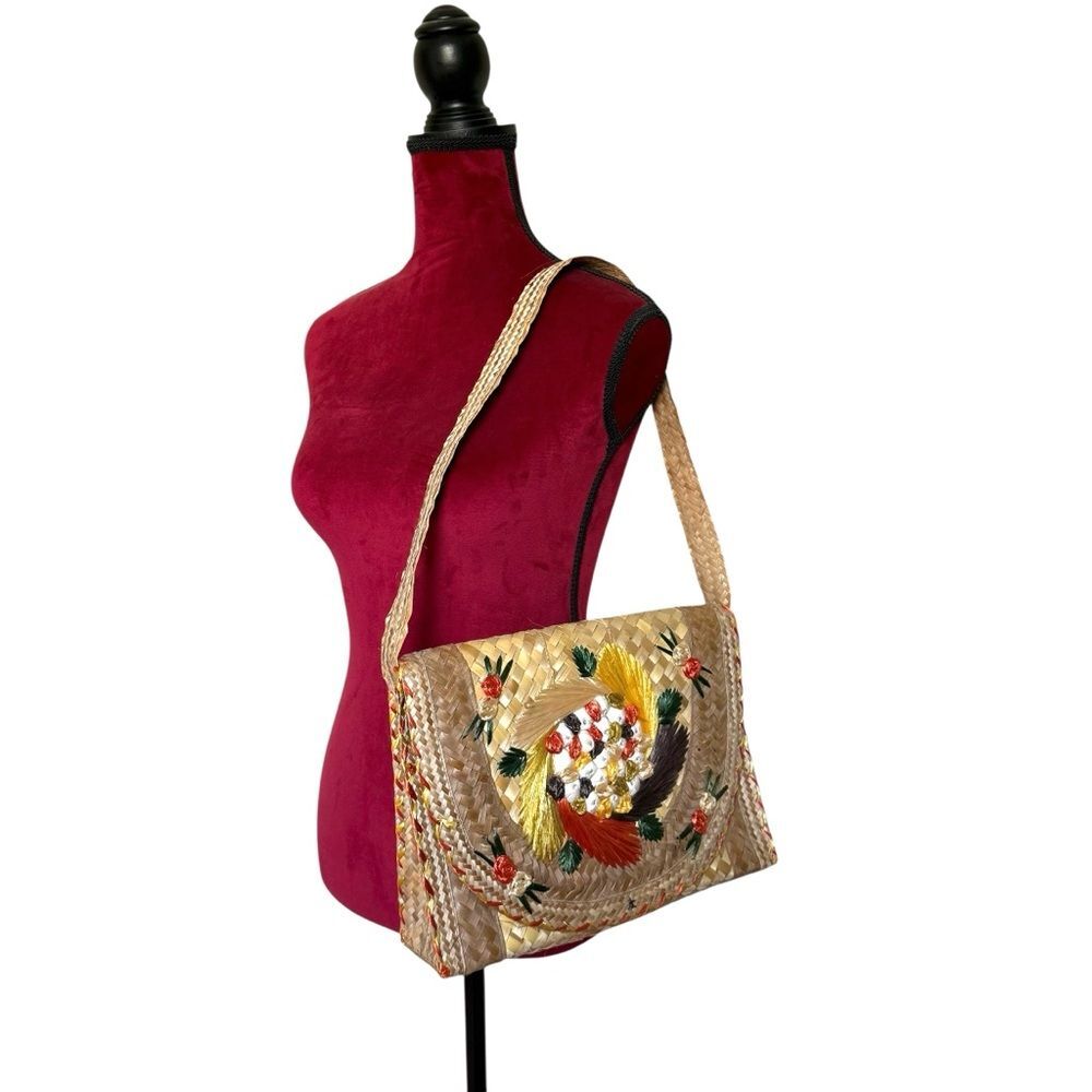 Vintage Floral Hand Woven Straw Shoulder Bag Embroidered Raffia Cottagecore